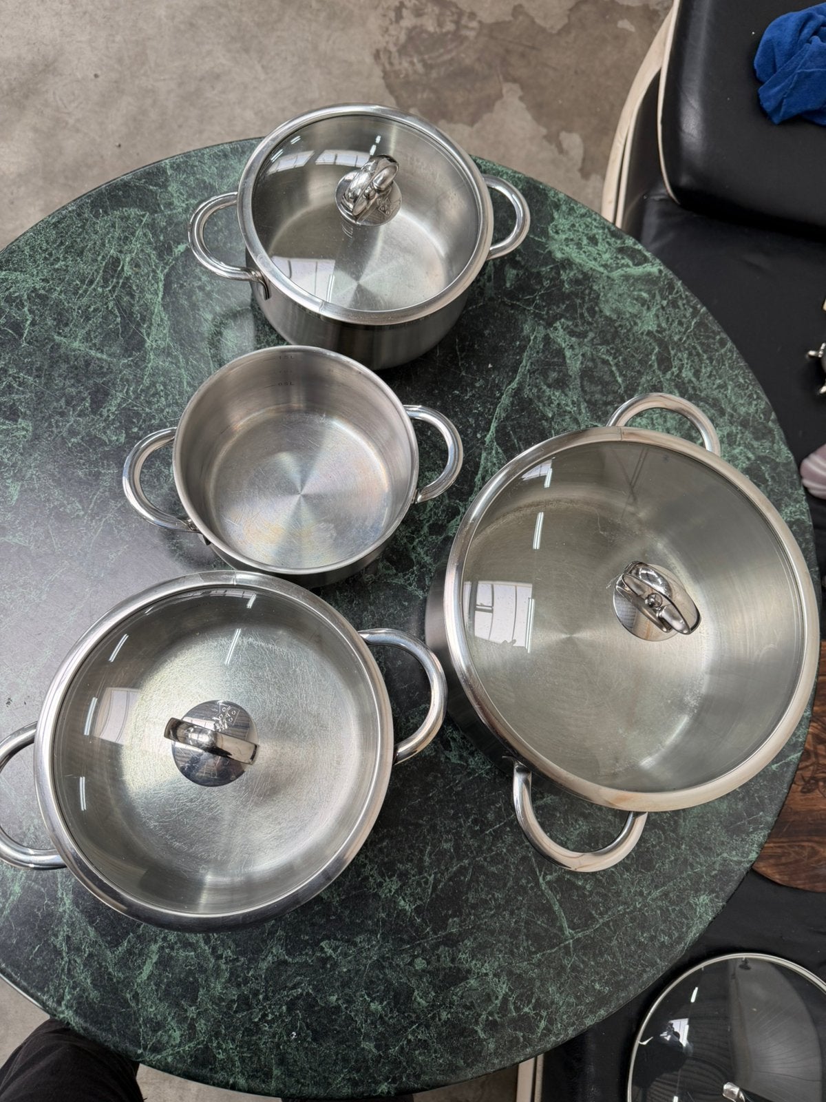 BK RVS pannenset 4-delig met glazen deksels – inductie, Ophalen, Zo goed als nieuw, Rvs, Pannenset