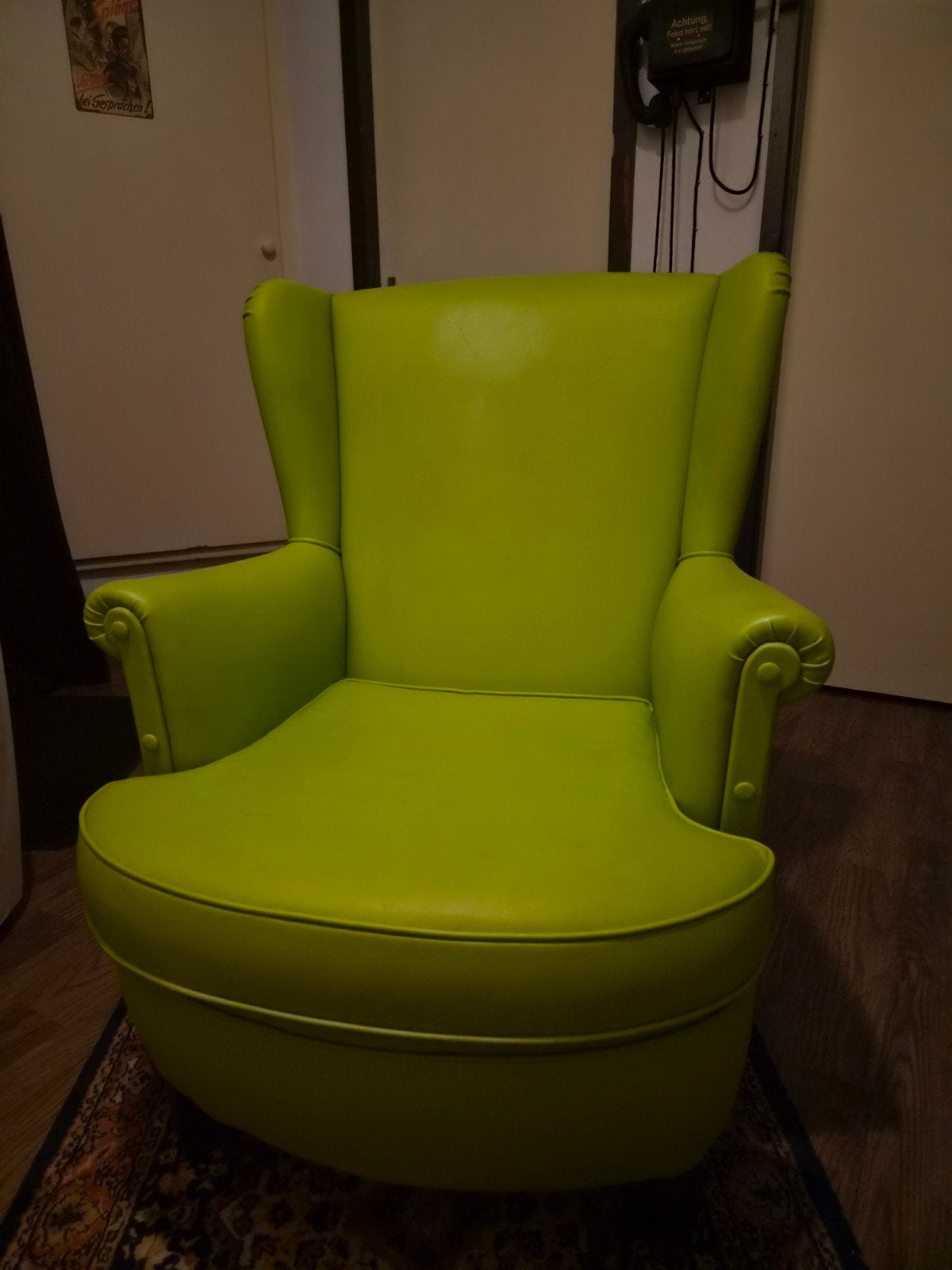 Opvallende Limegroene Fauteuil - Comfortabel en Stijlvol, Huis en Inrichting, Fauteuils, Ophalen, Kunststof, Gebruikt, 75 tot 100 cm