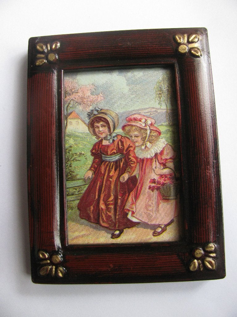 Klein Fotolijstje met Prentje b.v voor het Poppenhuis 9x6.5, Antiek en Kunst, Verzenden