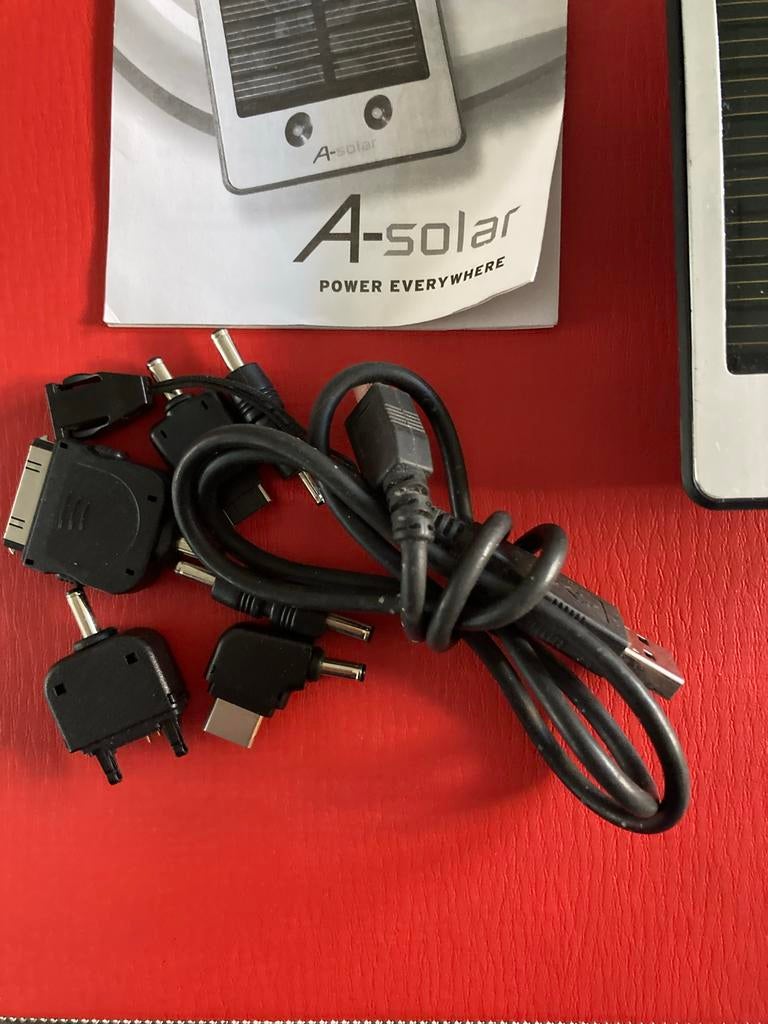 A-Solar Power Charger AM-101 - Universele Oplader, Ophalen of Verzenden, Gebruikt, Overige merken
