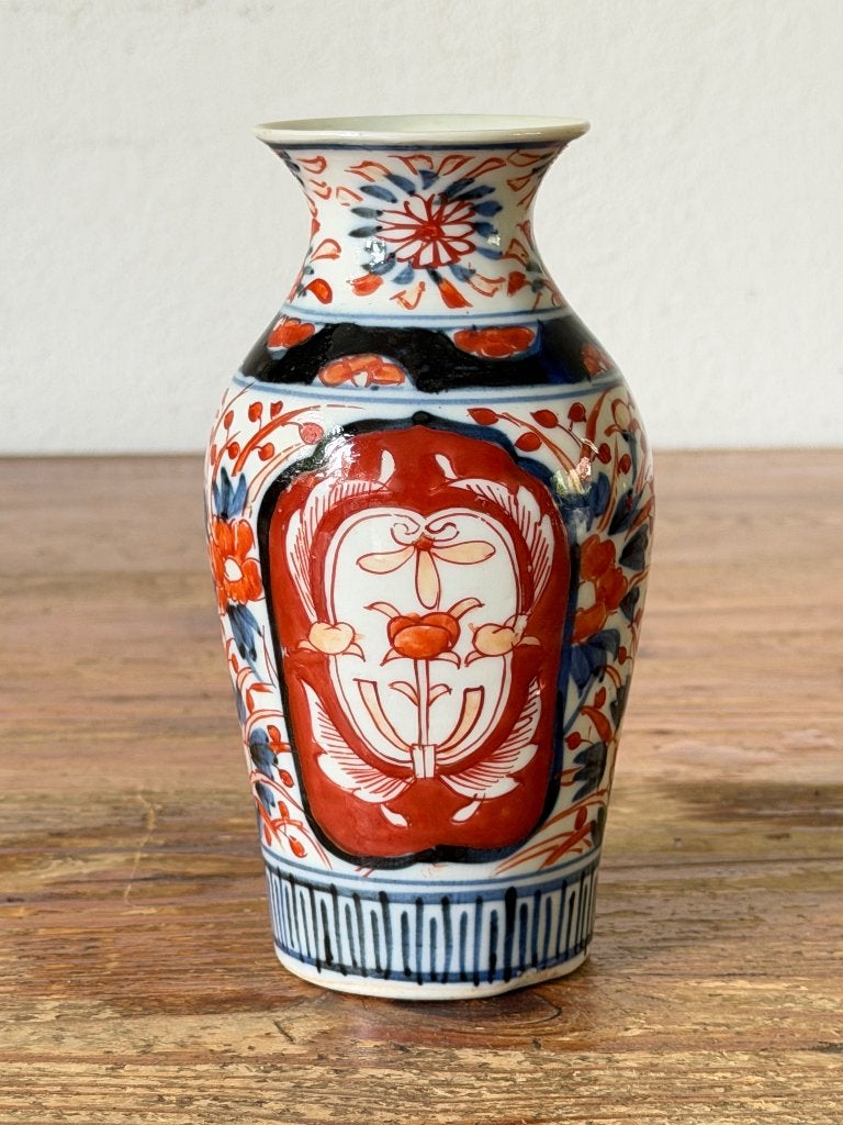 Vaas - Japan - Imari - porselein - handgeschilderd, Ophalen of Verzenden