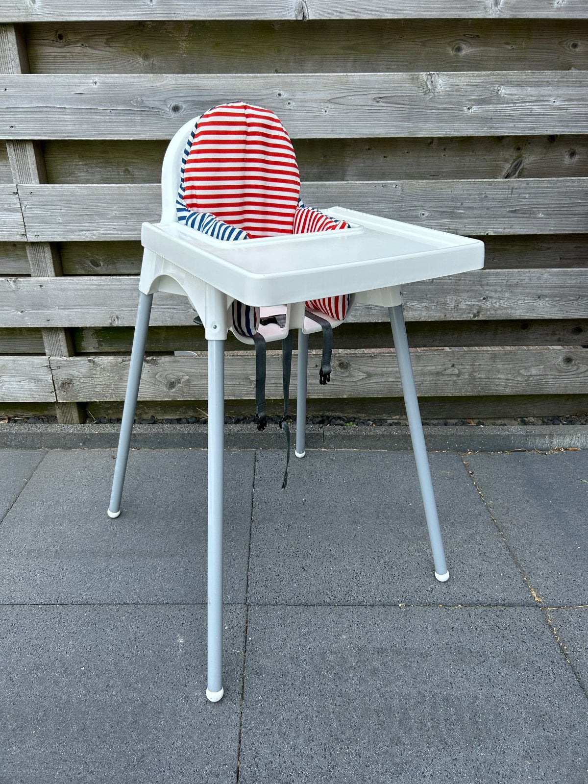 Ikea kinderstoel, Ophalen, Zo goed als nieuw, Inklapstoel, Gordel(s)