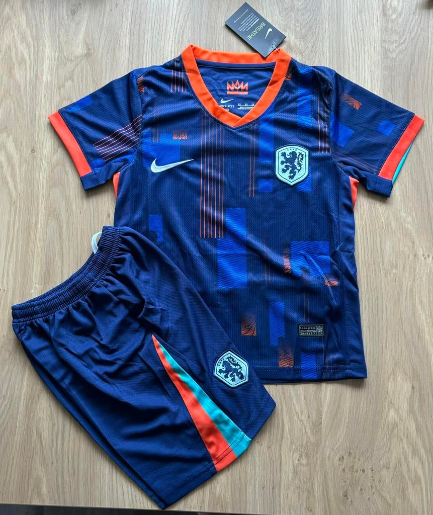 Voetbaltenue Nederlands elftal 24/26- laatste maten, Maat XS of kleiner, Ophalen of Verzenden, Nieuw, Set