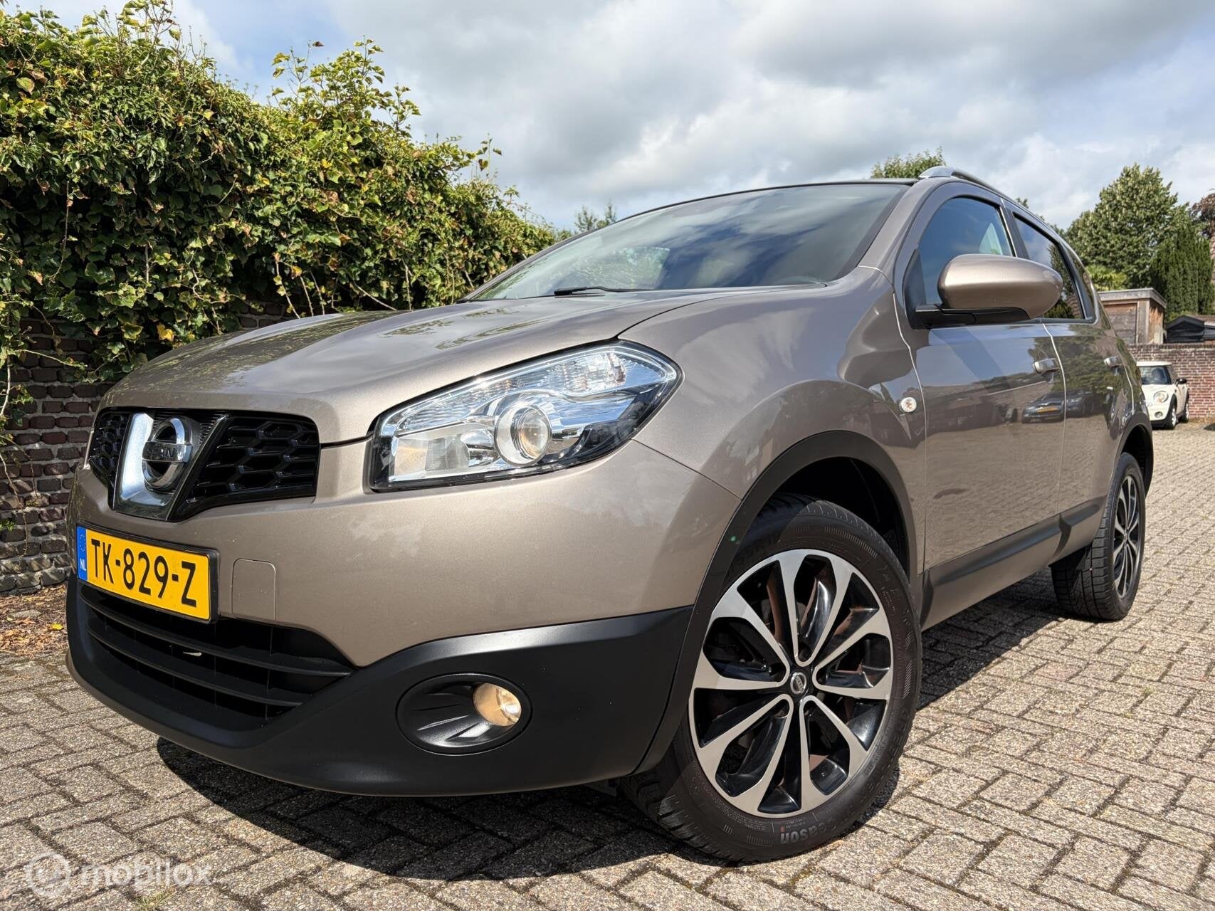 Nissan Qashqai 1.6 Connect Edition Panoramadak / Climate, Auto's, Nissan, Voorwielaandrijving, Stof, Gebruikt, 4 cilinders