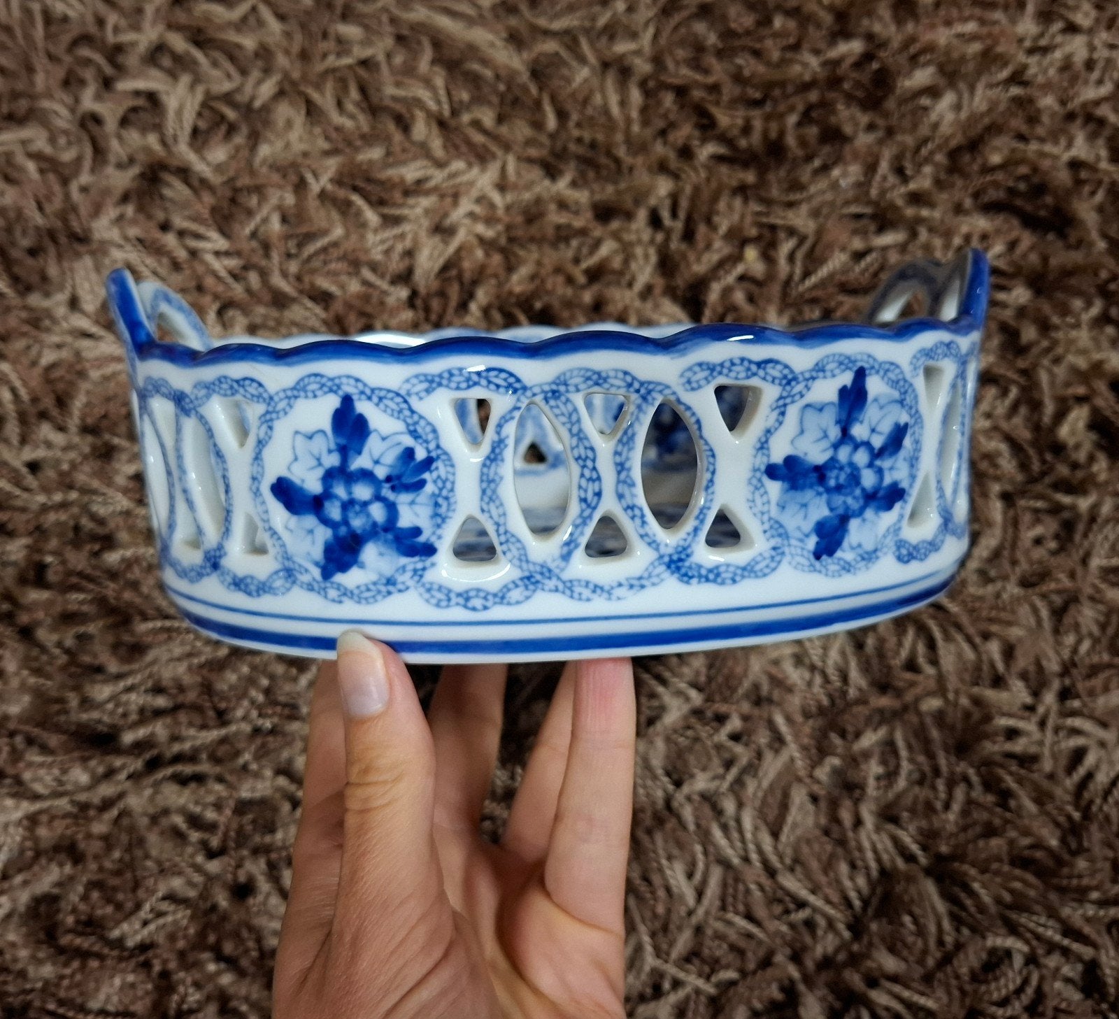 Delfts Blauw Porseleinen Mandje - Handgeschilderd, Antiek en Kunst, Ophalen of Verzenden