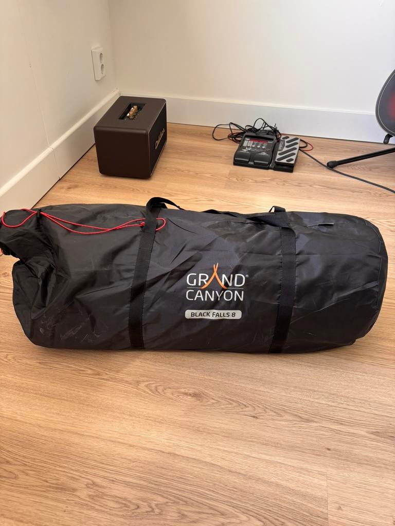 Grand Canyon tent 8 personen (NIEUW), Ophalen, Zo goed als nieuw
