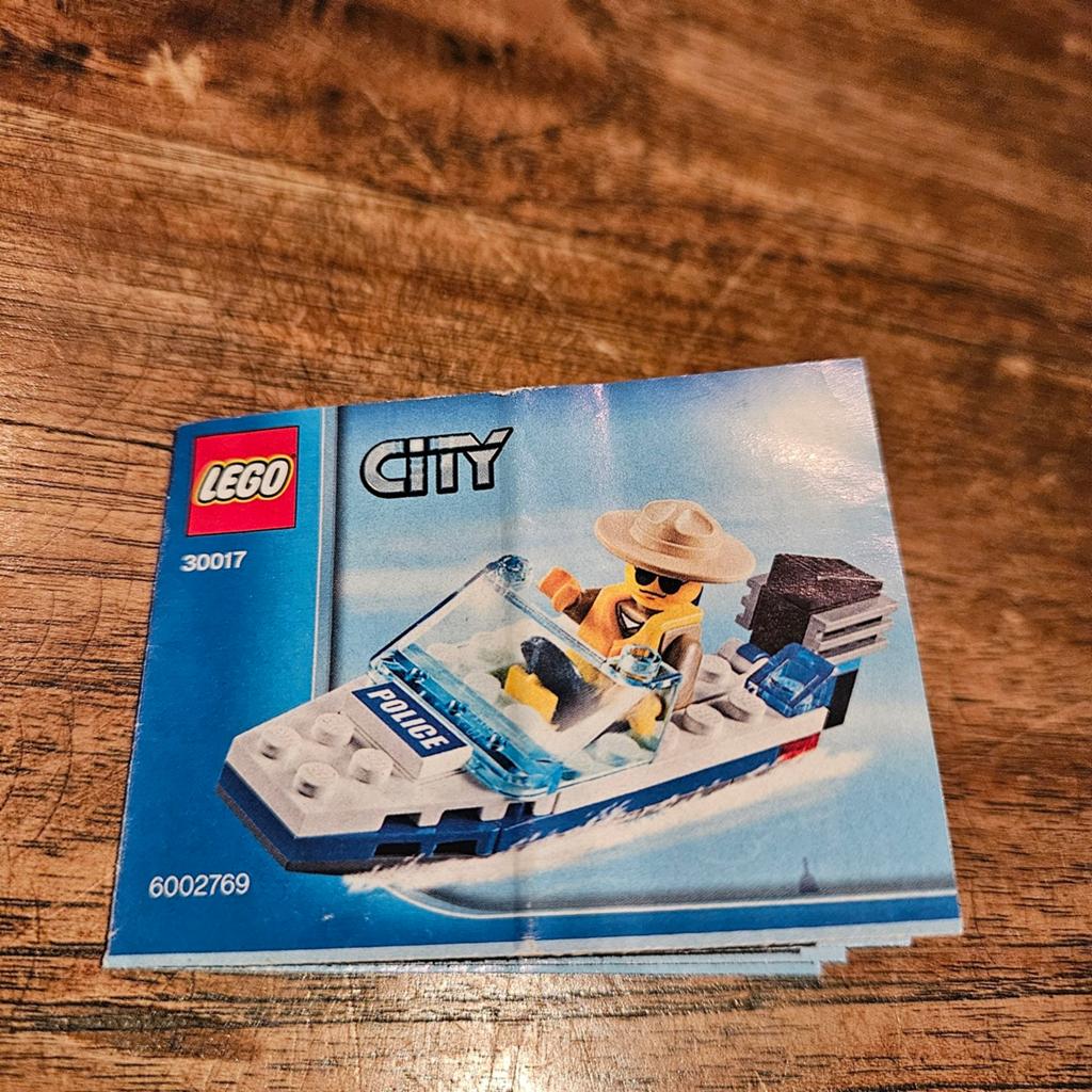 30017 Lego City compleet met boek, Ophalen of Verzenden, Gebruikt