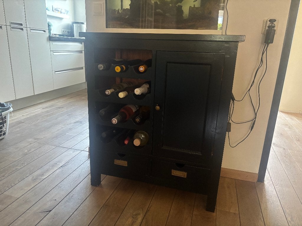 Zwart wijnrek met kast en lades, Ophalen, Gebruikt, Modern, landelijk, 1 of 2 laden