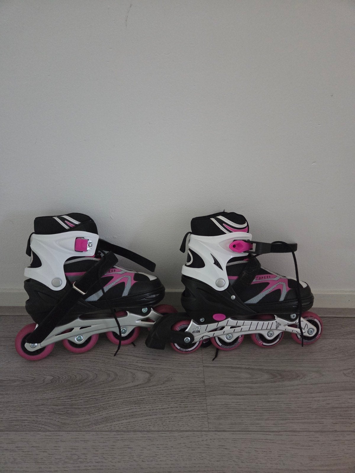 Skeelers - Zo goed als nieuw, Sport en Fitness, Skeelers, Ophalen, Kinderen, Zo goed als nieuw, Inline skates 4 wielen