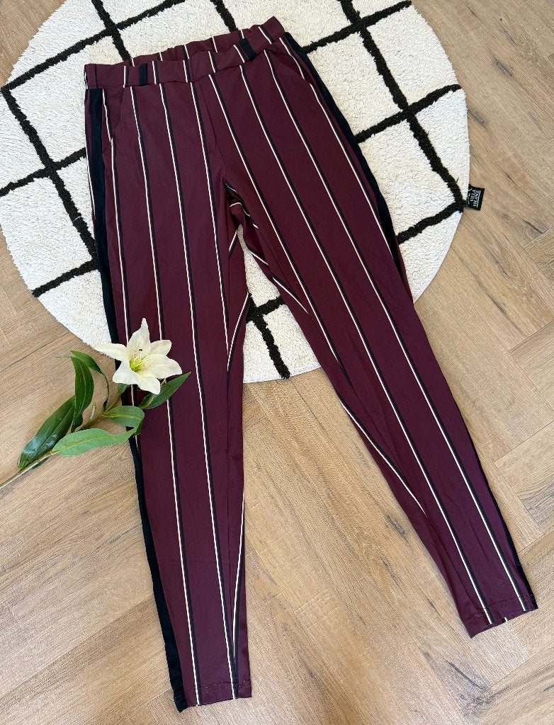 Heel goed rood streep Studio Anneloes travel pantalon XS 36, Kleding | Dames, Broeken en Pantalons, Studio Anneloes, Ophalen of Verzenden