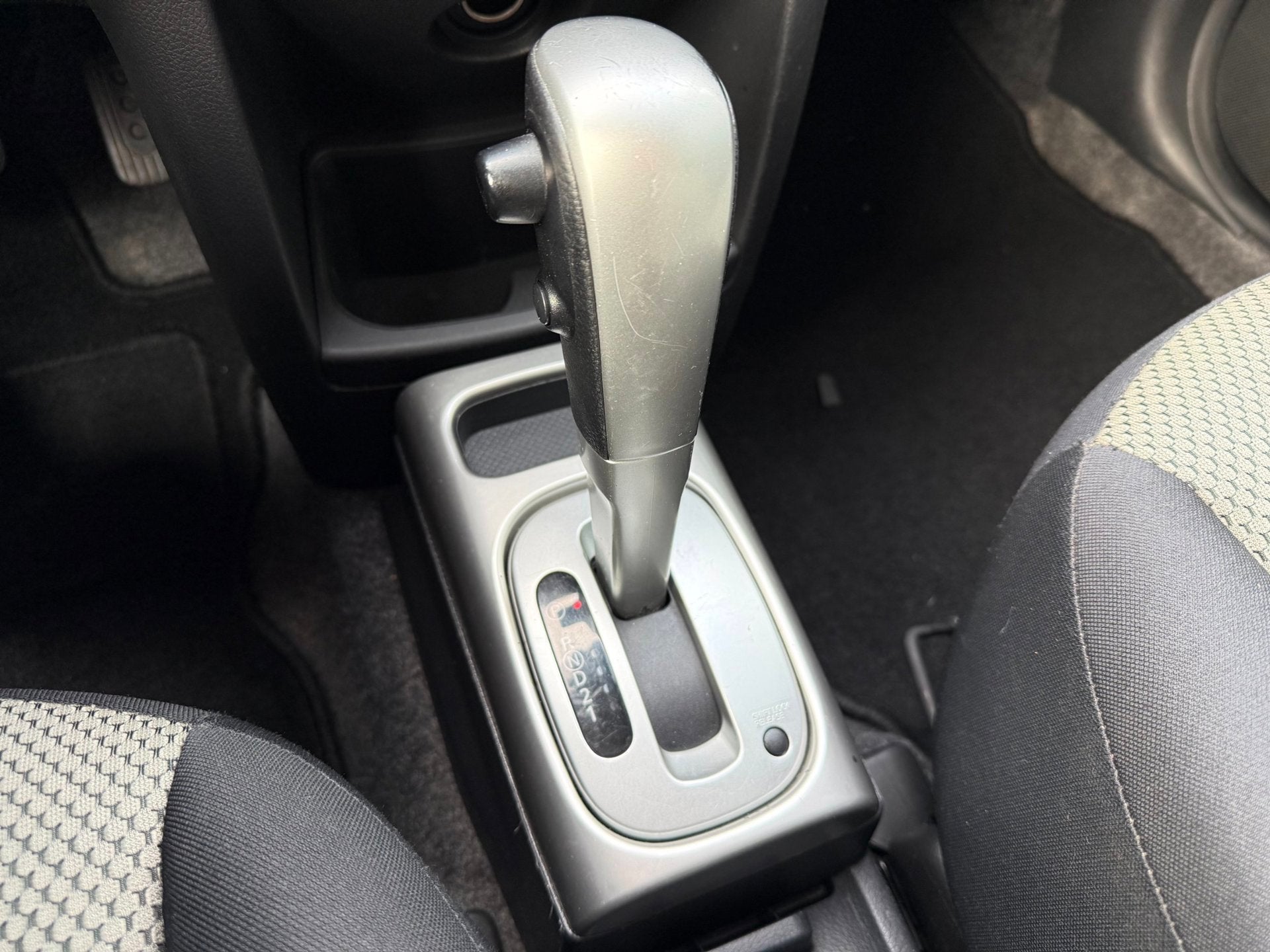 Nissan Note 1.6 Life + Airco Cruise Automaat Trekhaak, Euro 5, Gebruikt, 4 cilinders, Bruin