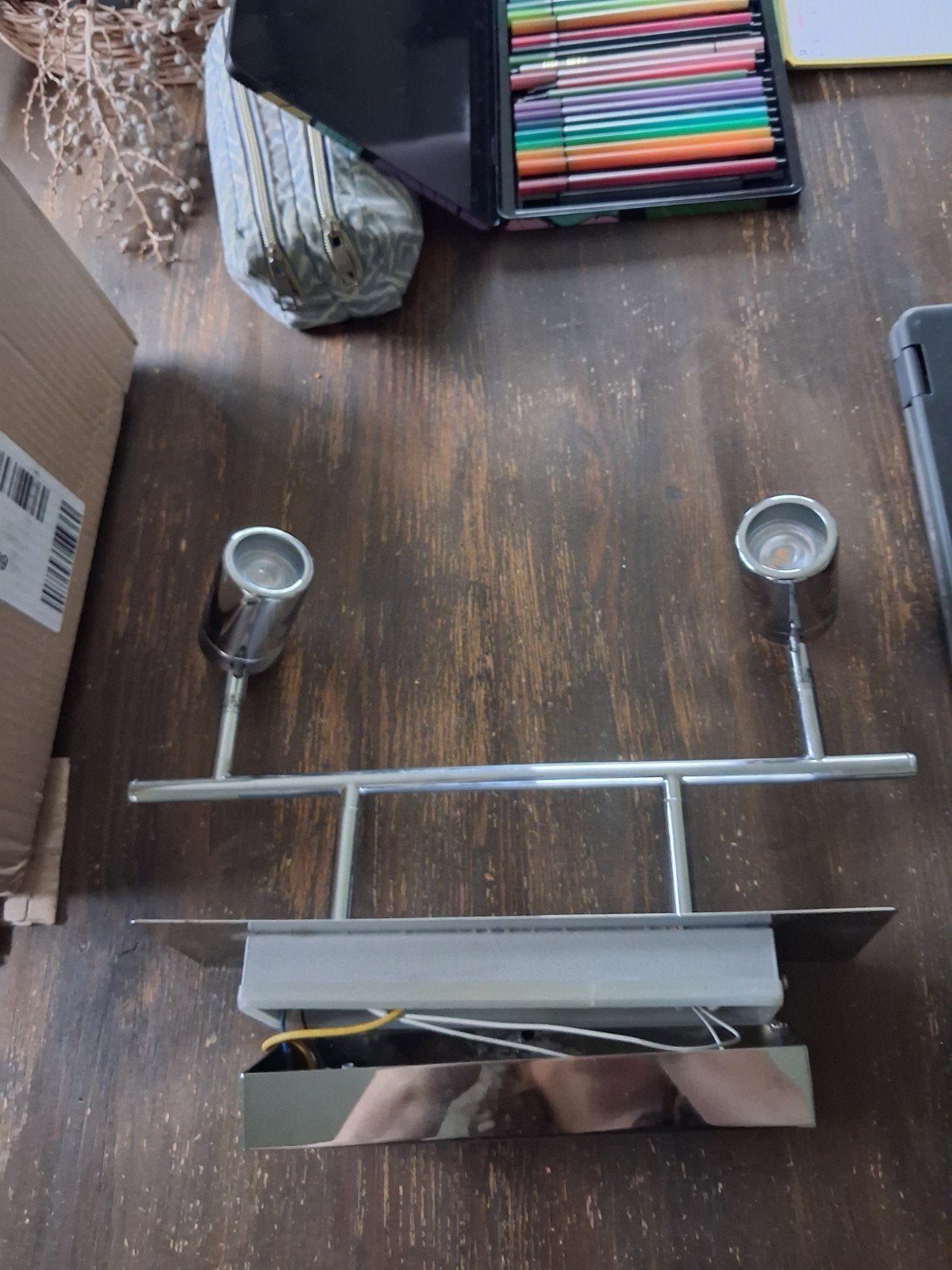 Chroomkleurige opbouwspot met 2 halogeenlampen, Ophalen, Halogeen, Gebruikt, Opbouwspot