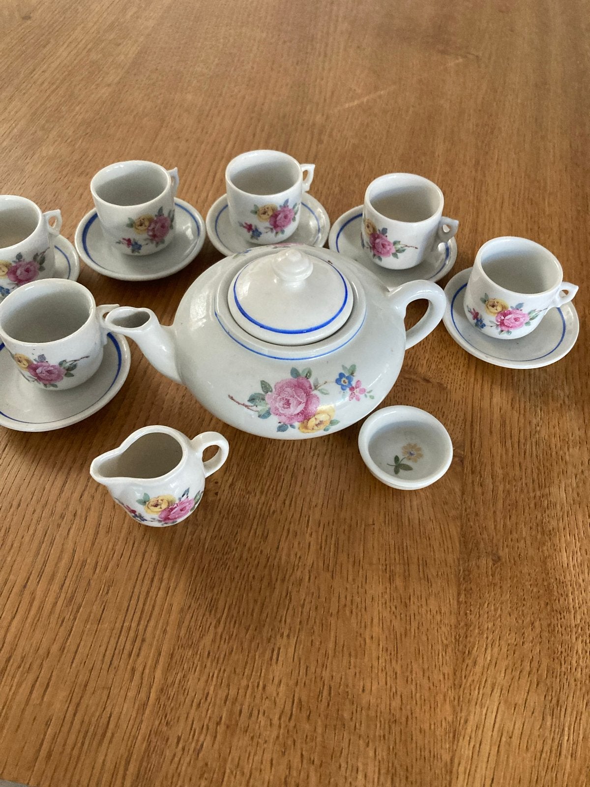 Vintage kinderserviesje met bloemmotief, Ophalen of Verzenden