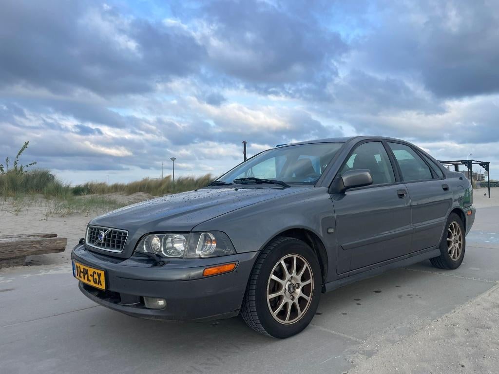 Volvo S40