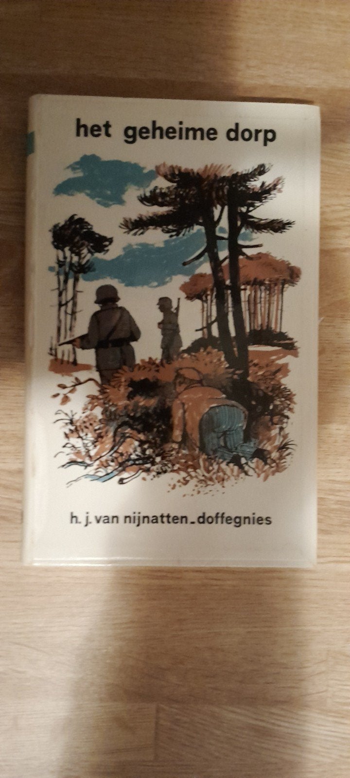 Het Geheime Dorp - H.J. van Nijnatten-Doffegnies, Boeken, Ophalen of Verzenden, Gelezen, H.J. van Nijnatten-Doffegnies, Fictie algemeen