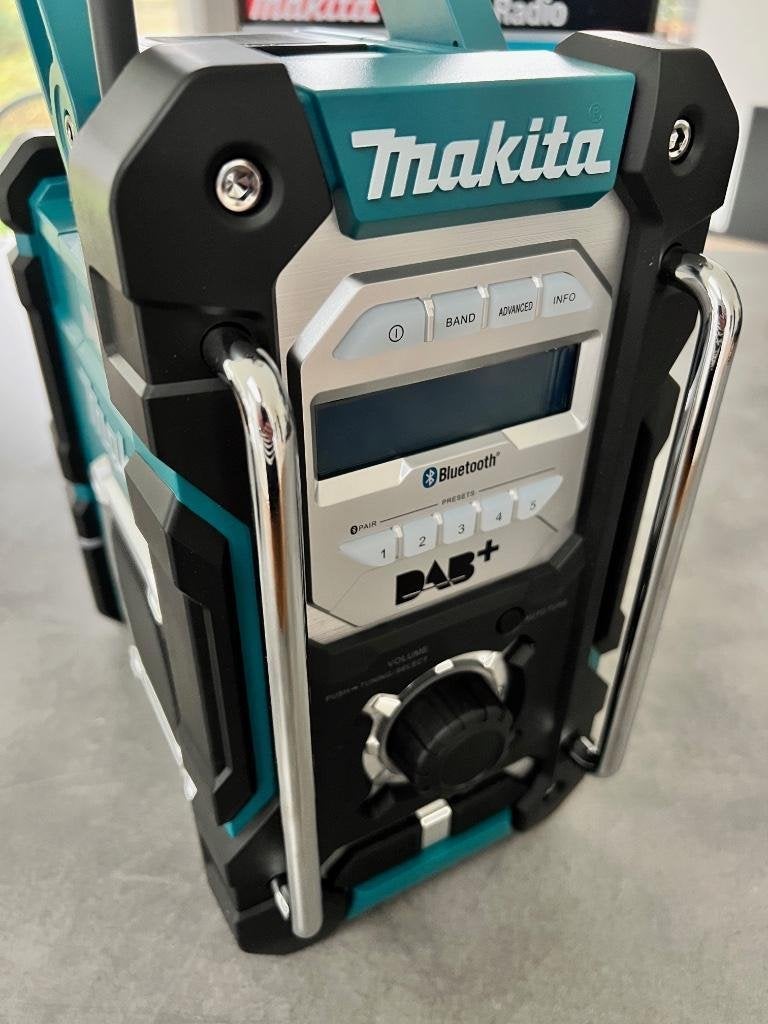 Makita DMR112 18V Accu Bouwradio DAB+ Bluetooth LXT CXT, Ophalen of Verzenden, Nieuw, Radio
