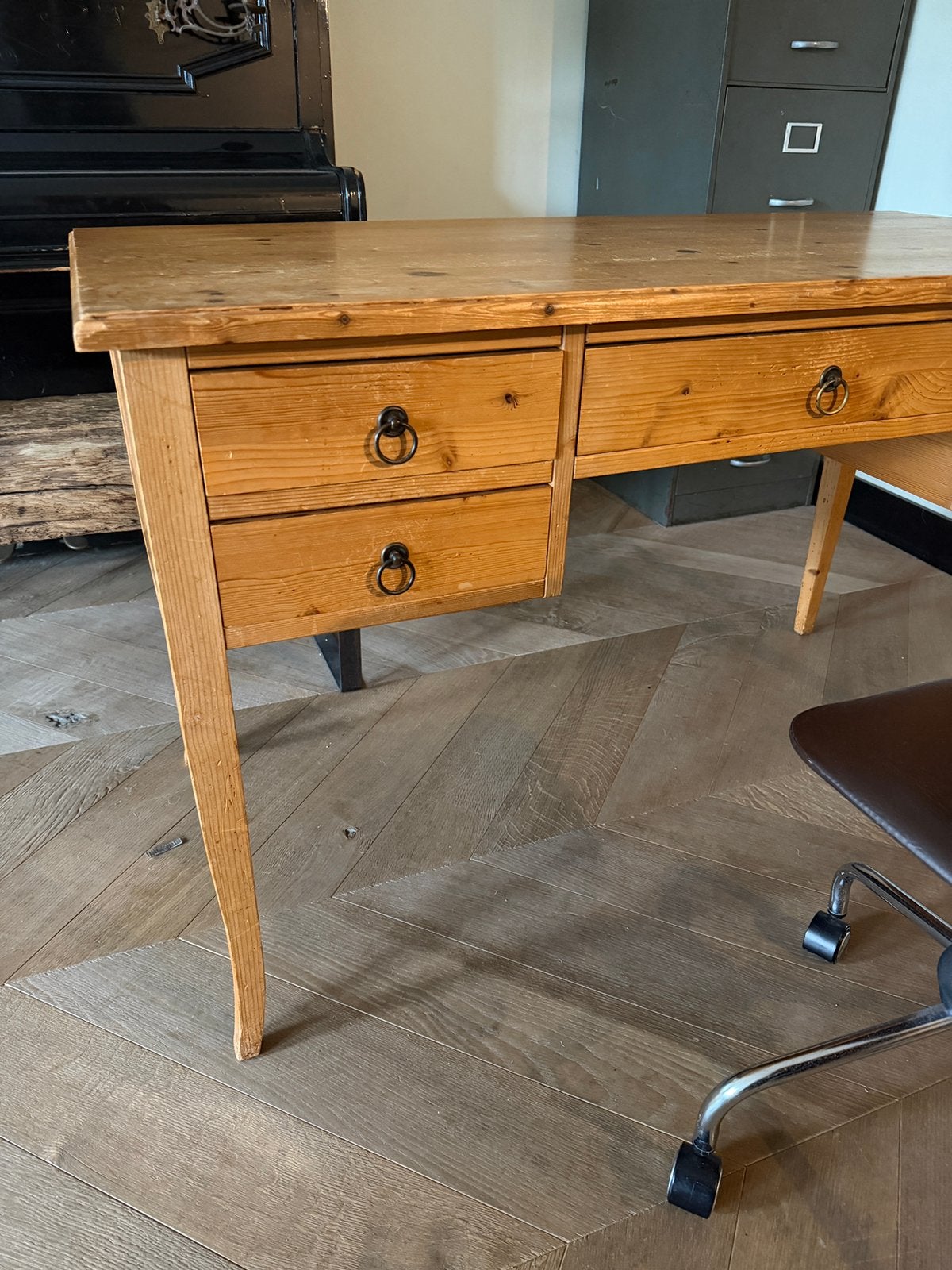 //PRACHTIG MEIDEN BUREAU/KAPTAFEL GRENEN GROOT MODEL //, Ophalen, Zo goed als nieuw