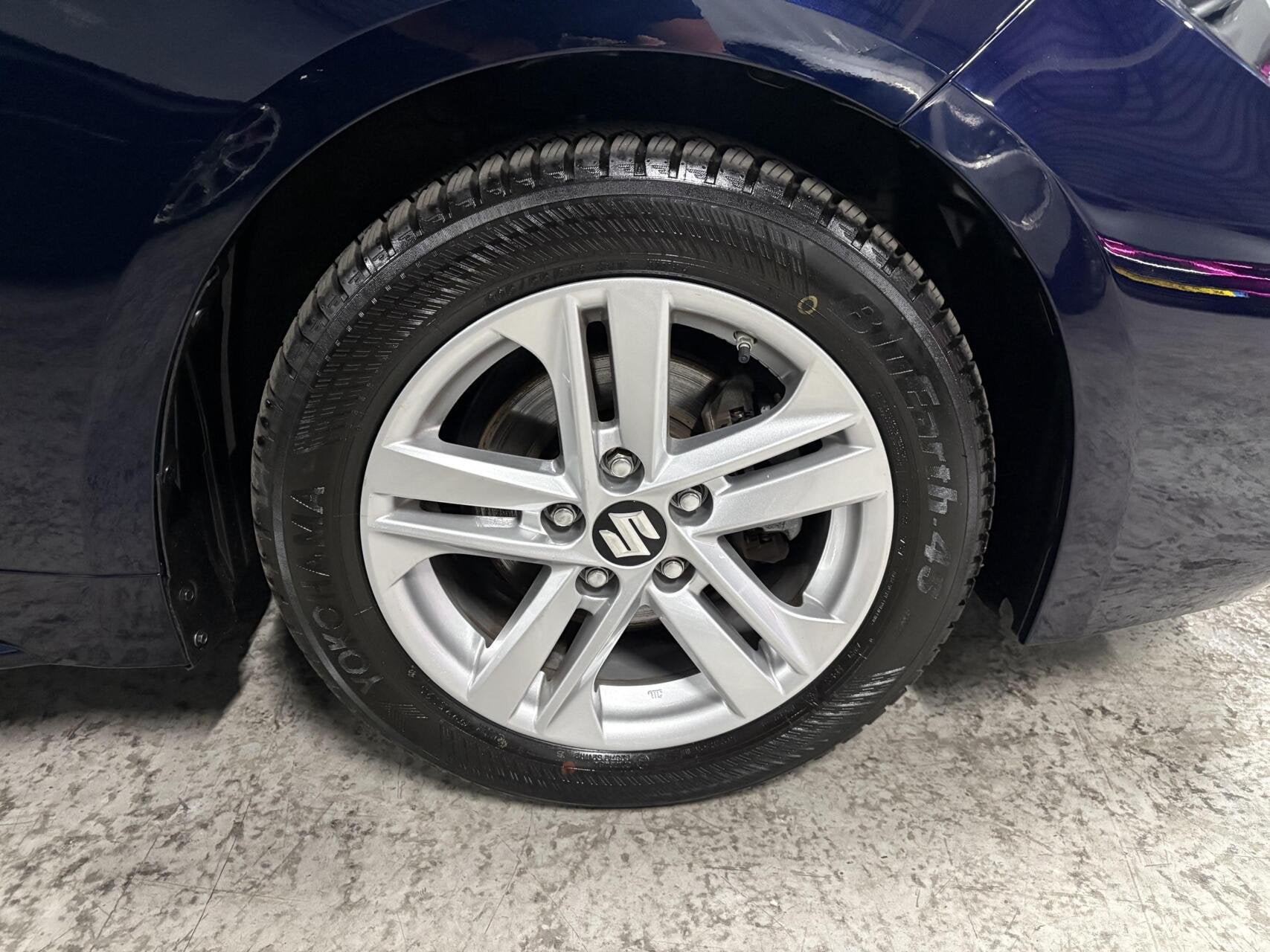 Suzuki Swace 1.8 Hybrid Style | Toyota Corolla | All-season, Auto's, Gebruikt, 4 cilinders, Blauw, Origineel Nederlands