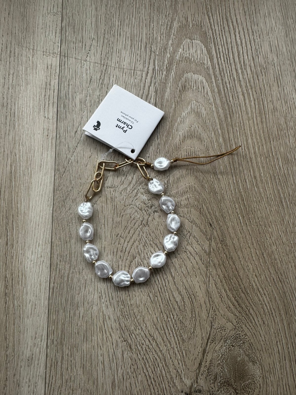 Phone charm/parelketting voor je telefoon - nieuw, Ophalen of Verzenden, Nieuw, Wit, Overige materialen
