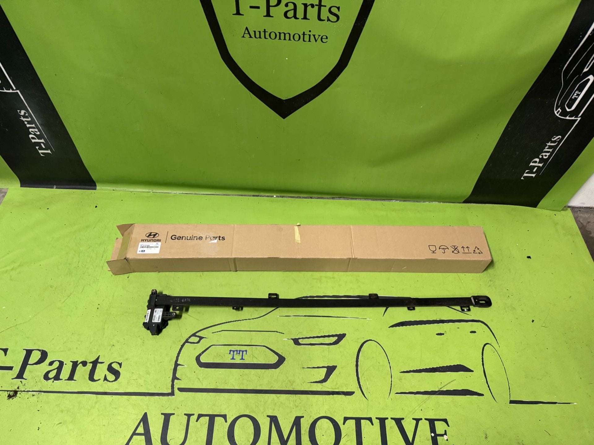 hyundai tucson sensor voetganger airbag 79170D7000