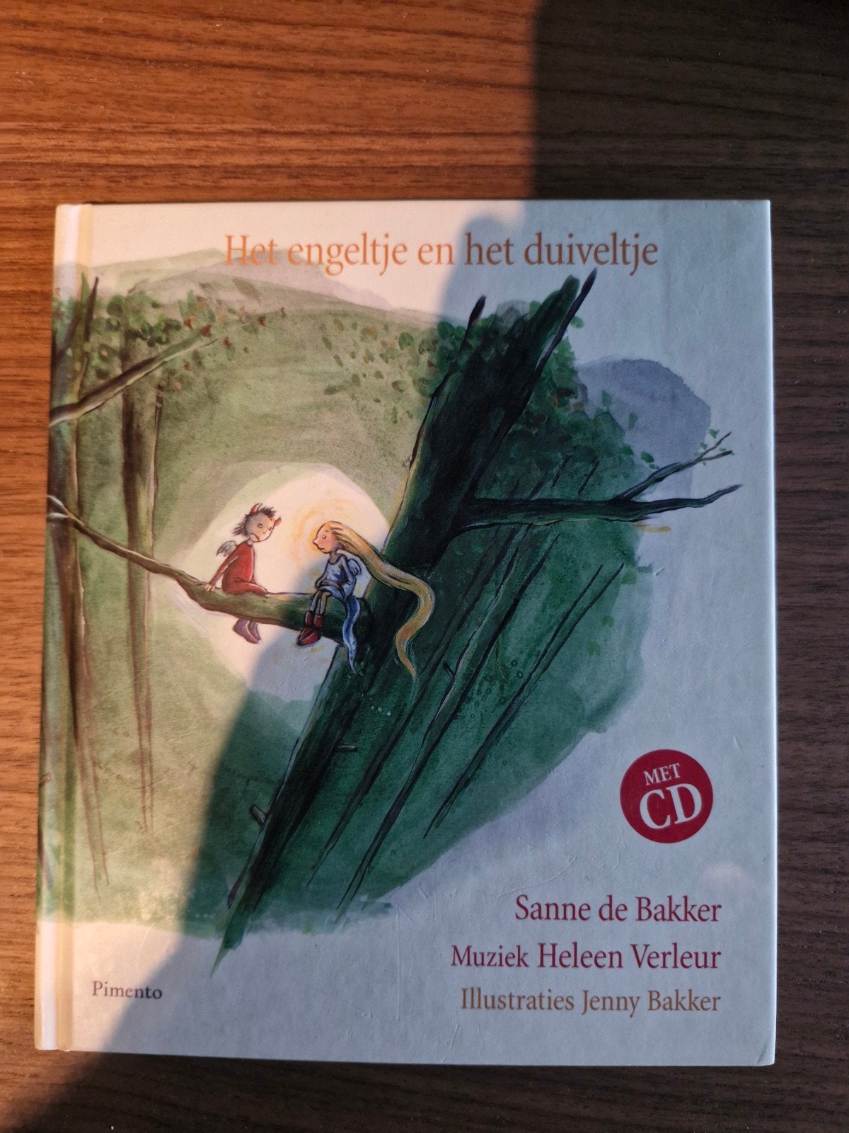 Het engeltje en het duiveltje - Sanne de Bakker (met CD), Ophalen of Verzenden, Zo goed als nieuw, Sanne de Bakker, Sprookjes