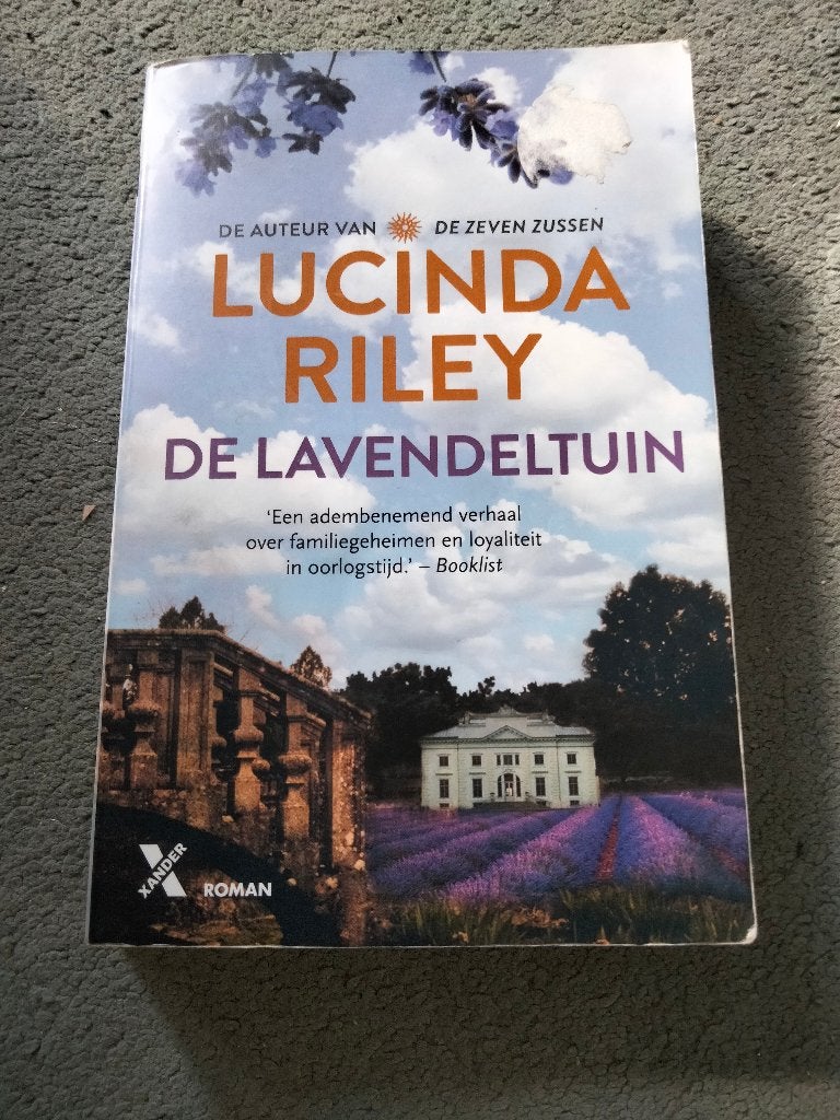 Lucinda Riley Boeken: De Lavendeltuin & De Verborgen Belofte, Ophalen, Lucinda Riley, Zo goed als nieuw, Nederland