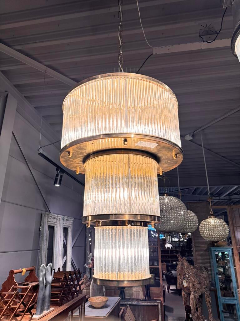 Vintage medusa hanglamp met 3 lagen glas en messing, Ophalen of Verzenden, Zo goed als nieuw, Glas, 75 cm of meer