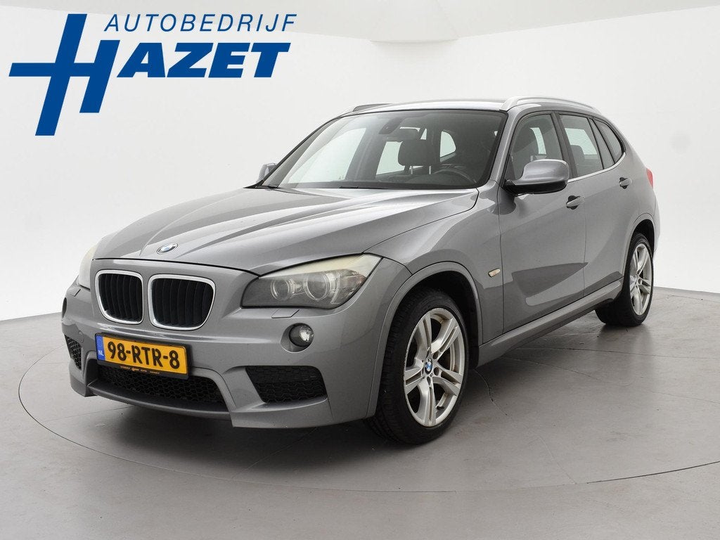 BMW X1 sDrive18i AUT. M-SPORT + LEDER SPORTINTERIEUR | HARMA, Auto's, Euro 5, Achterwielaandrijving, Zwart, 4 cilinders