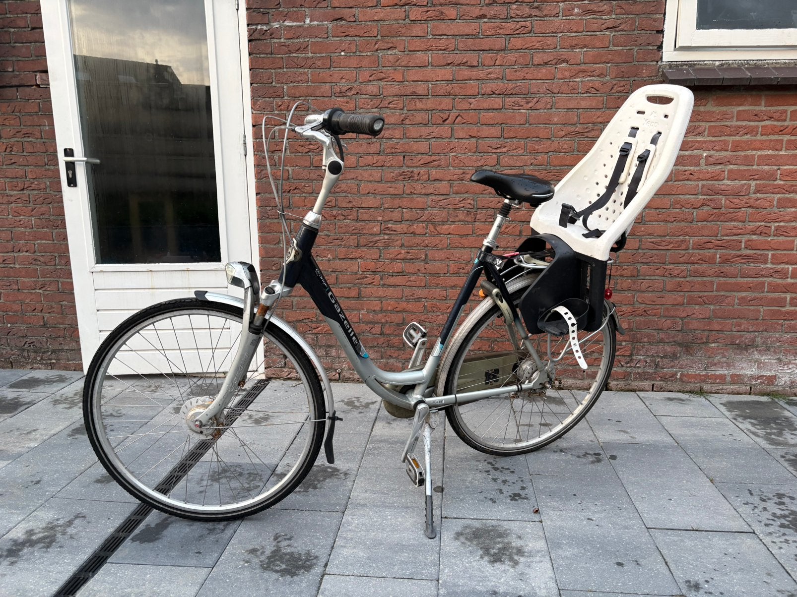 Dames fiets maat 57 met kinderzitje, Ophalen, Gebruikt, Versnellingen, 56 cm of meer