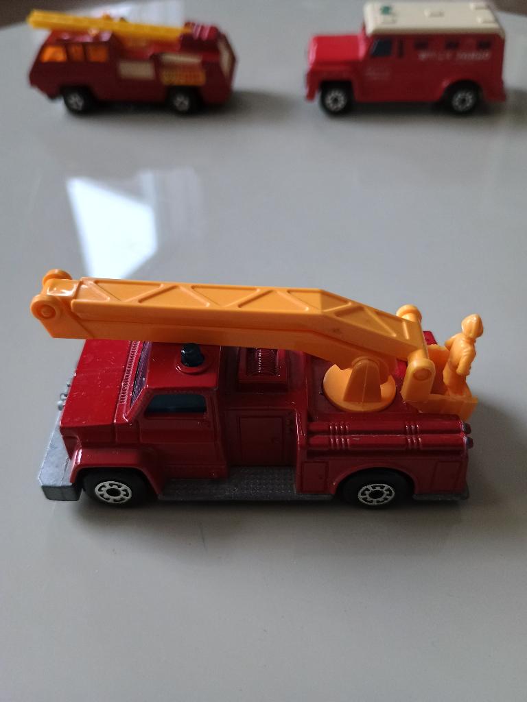 Matchbox snorkel fire engine no.13, Ophalen of Verzenden, Zo goed als nieuw, Bus of Vrachtwagen, Matchbox