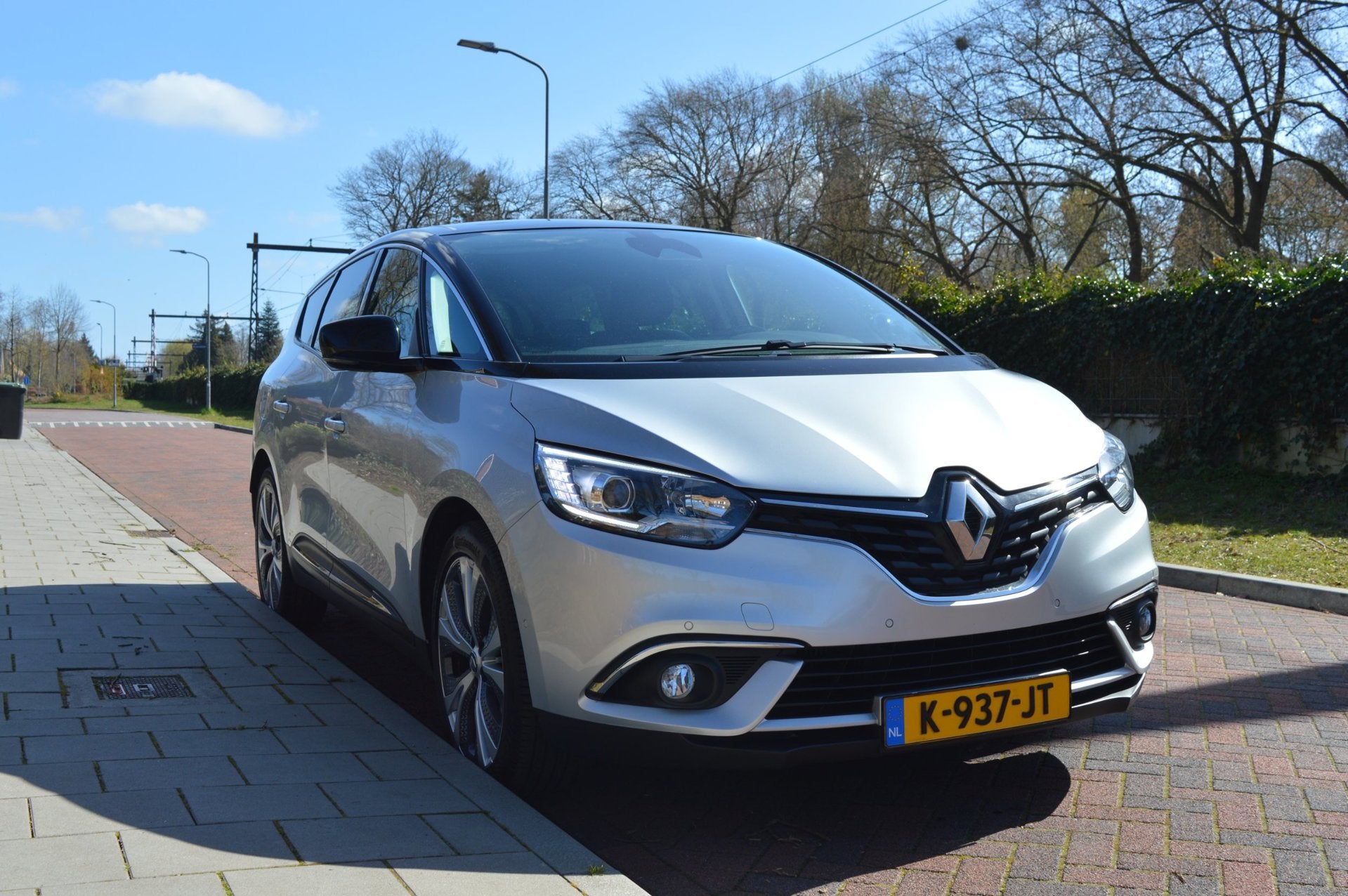 Renault Grand Scénic 1.3 TCe Intens 7p. 1ste eig/NAP/Org NL, Dealer onderhouden, 4 cilinders, Start-stop-systeem, Origineel Nederlands