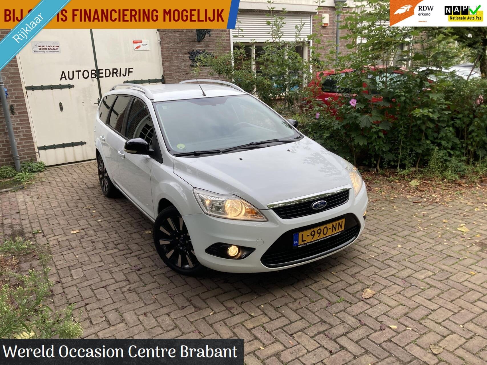Ford Focus Wagon 1.8 Limited leer airco apk 07 2027, Auto's, 125 pk, Gebruikt, 4 cilinders, Wit