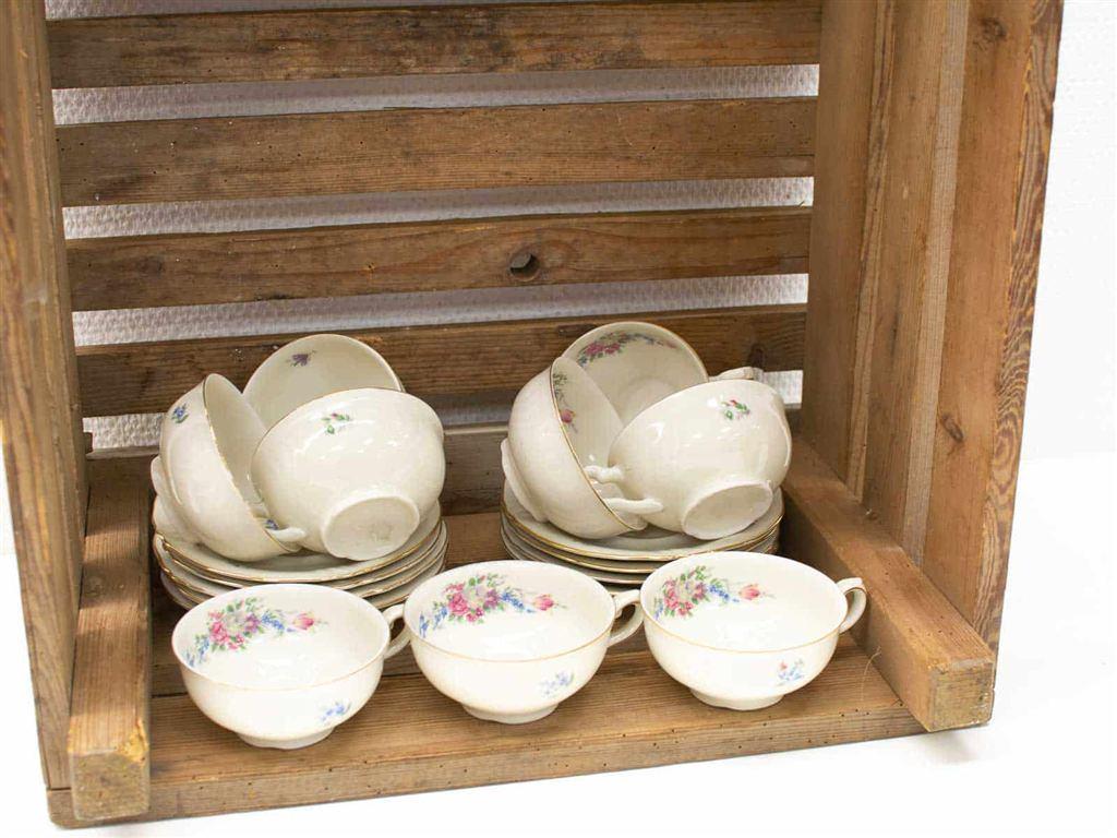 18 delig servies Bavaria 27827, Ophalen of Verzenden, Gebruikt, Aardewerk, Bord(en)