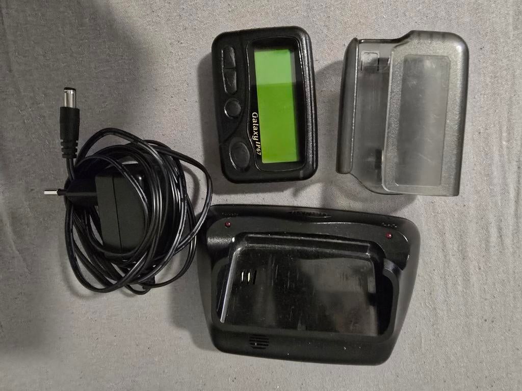 Galaxy P2000 Pieper  met pvc holster en Lader, Verzenden
