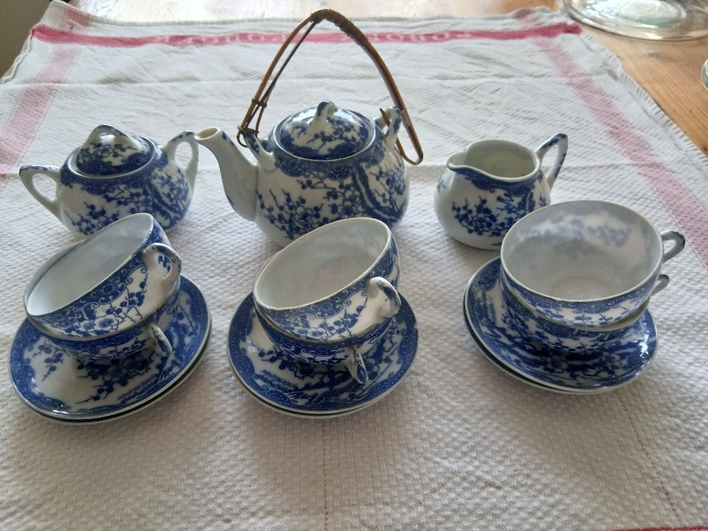 Chinees porseleine theeserviesje, Ophalen
