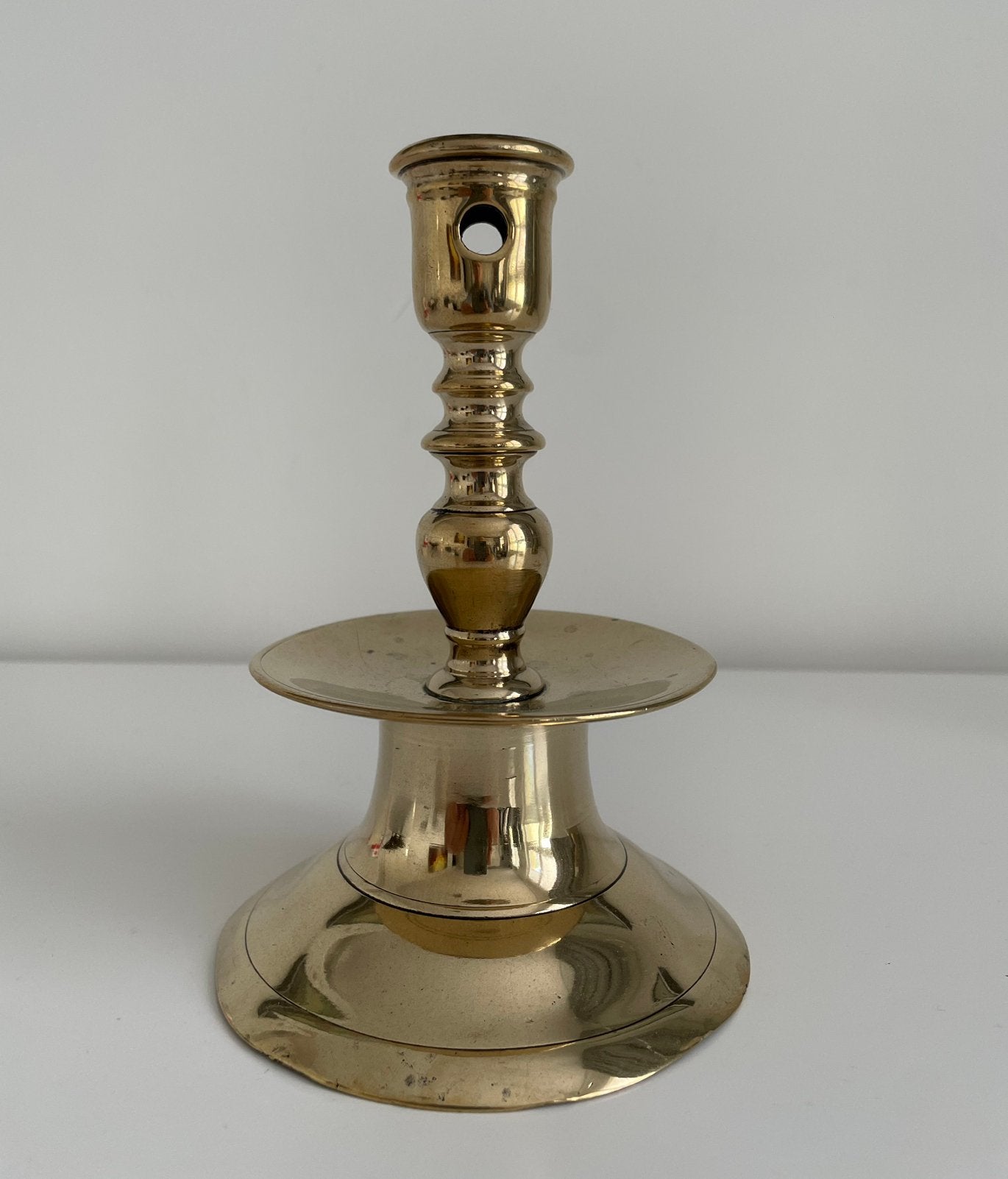 Rokkandelaar 17e eeuw, Antiek en Kunst, Ophalen of Verzenden, Koper of Brons