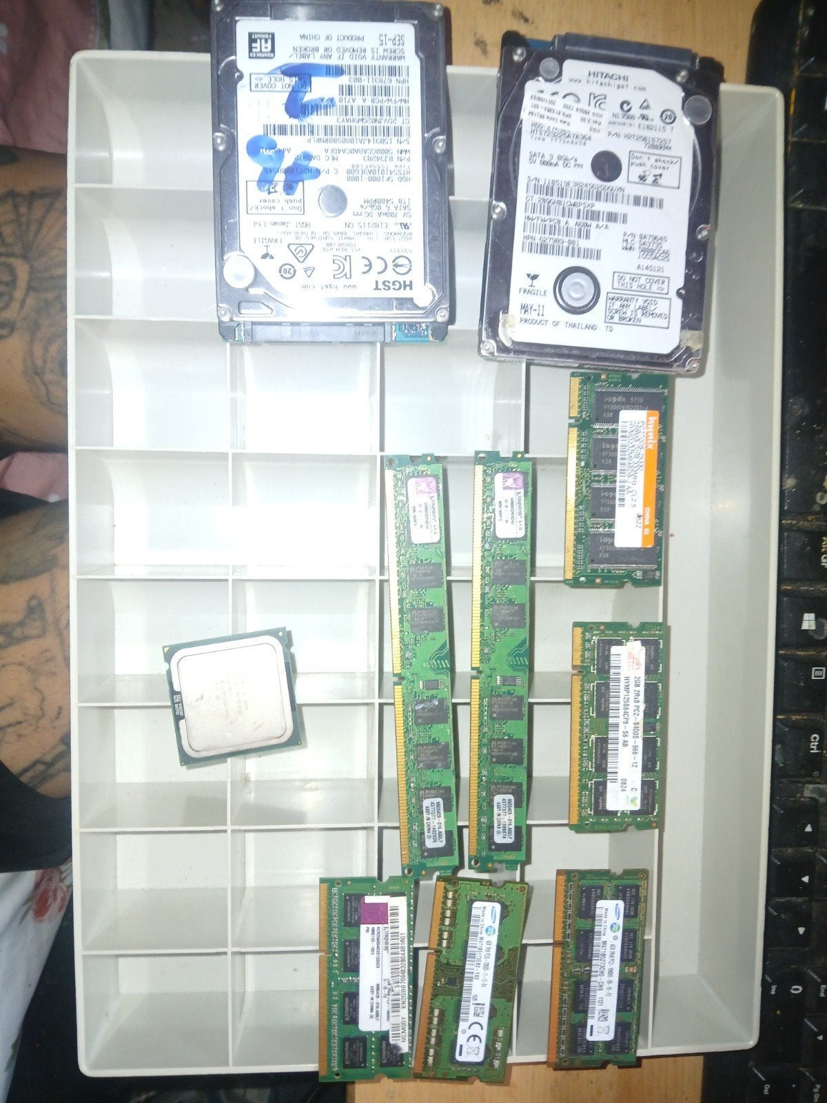 Diverse computeronderdelen: HDD's, RAM en CPU, Computers en Software, Harde schijven, Gebruikt, Desktop, Intern, HDD, SATA, Ophalen of Verzenden