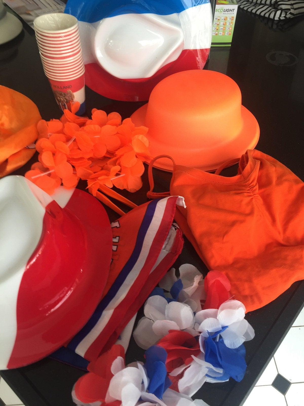 Holland Oranje artikelen, Hobby en Vrije tijd, Feestartikelen, Ophalen of Verzenden, Oranje of Koningsdag