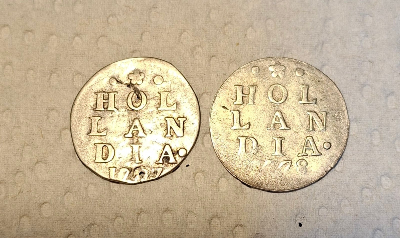 2 stuiver zilver Hollandia 2x  linker is gesnoeid., Ophalen of Verzenden, Zilver
