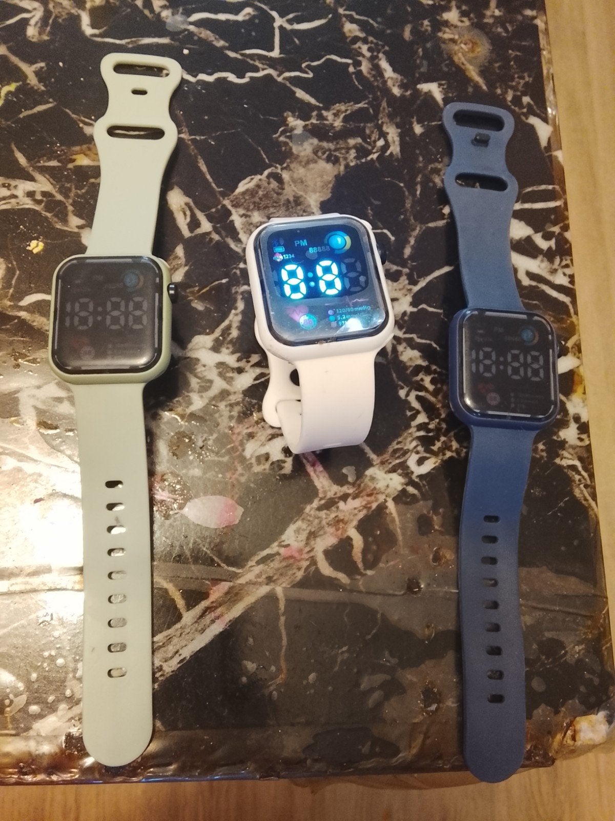 Set van 3 digitale smart horloges - Nieuw, Ophalen, Nieuw, Wit, Android