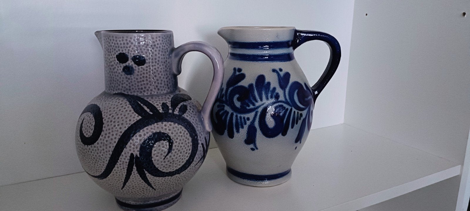 Twee aardewerk kruiken, Antiek en Kunst, Ophalen of Verzenden