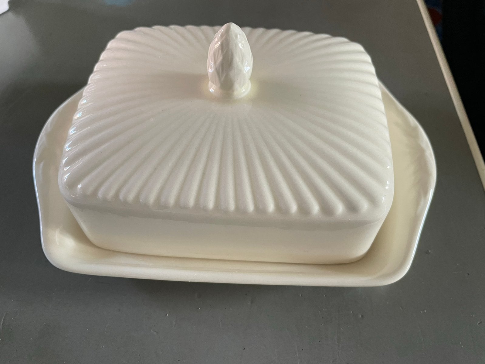 Wedgwood botervloot, Huis en Inrichting, Klassiek, Overige typen, Ophalen of Verzenden, Zo goed als nieuw