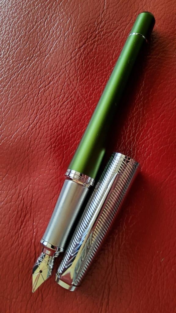 Stijlvol Parker Vulpen Urban Premium Green Fountain CT pen, Verzamelen, Pennenverzamelingen, Ophalen of Verzenden