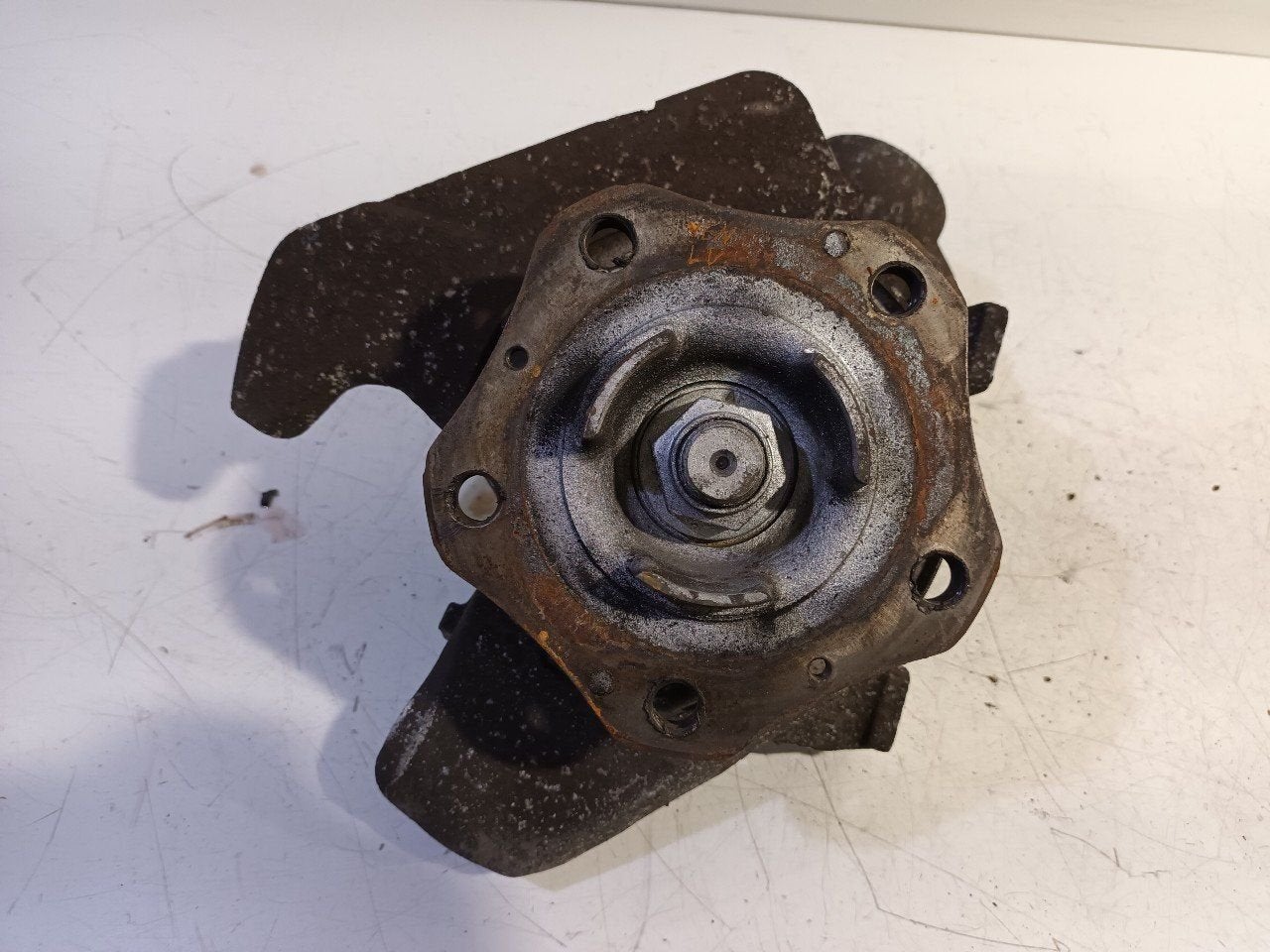 Wielnaaf links voor Porsche 911, Onderdelen@venauto.nl, Van der Ven Autorecycling B.V., Gebruikt, Ettenseweg 76, 4706 PB Roosendaal, The Netherlands