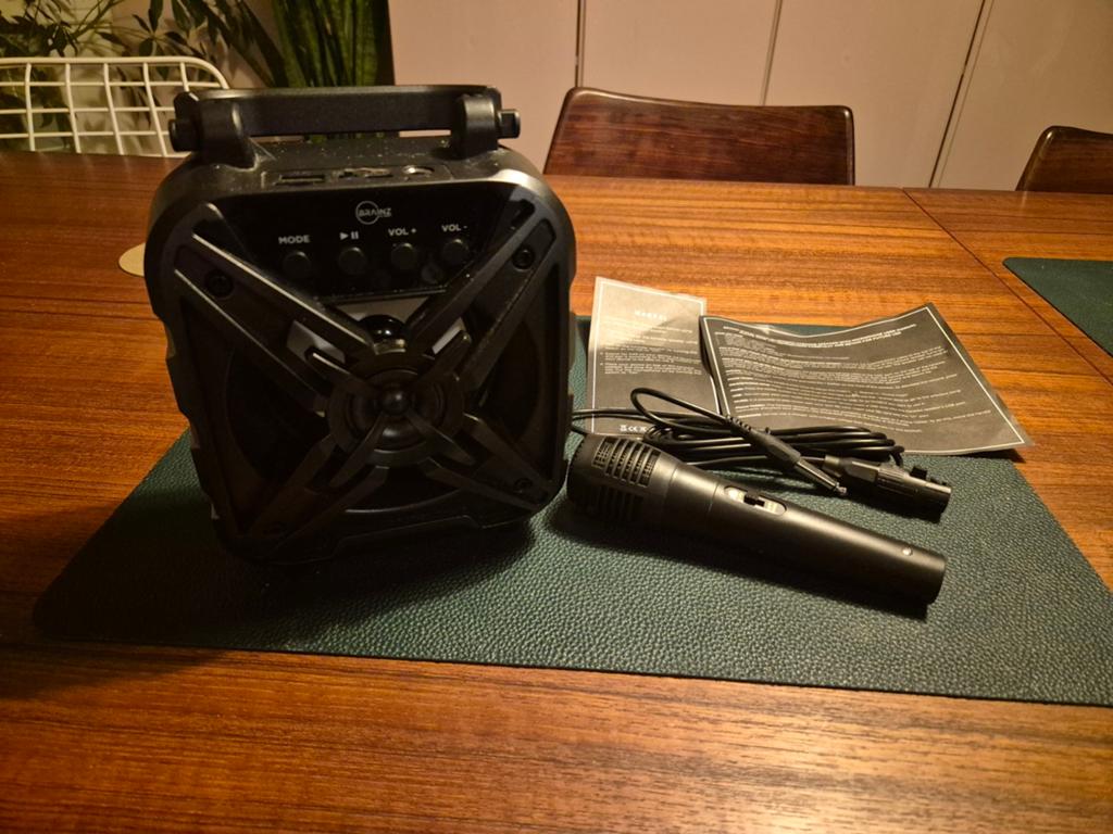 Brainz Tarwestro Bluetooth Karaoke Speaker met microfoon, Ophalen of Verzenden, Zo goed als nieuw, Complete set