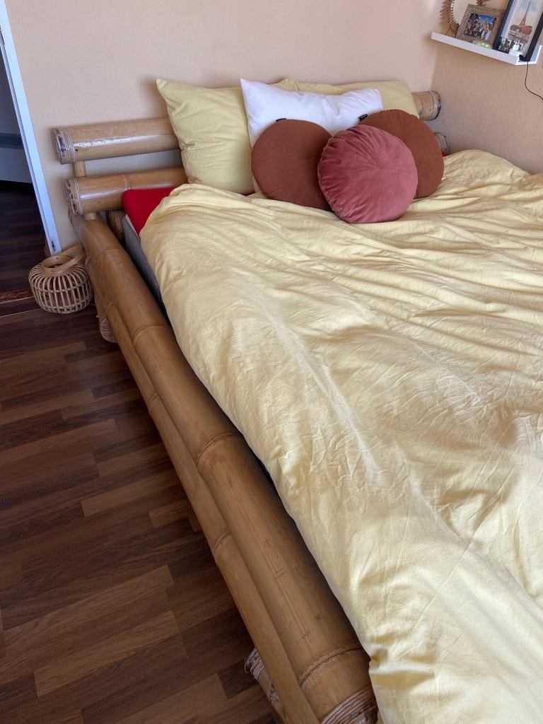 Bed (160x200) gemaakt van bamboe, Huis en Inrichting, Slaapkamer | Bedden, Ophalen, Overige materialen, Gebruikt, Boho