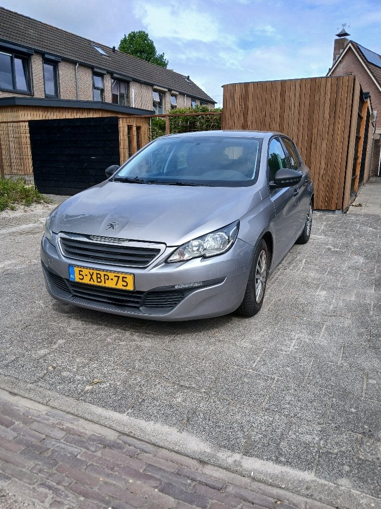 Peugeot 308 1.2VTI 60/82 5-D 2014 Grijs, Auto's, Voorwielaandrijving, Stof, 40 €/maand, 1199 cc