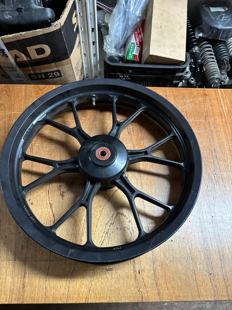 Derbi Senda  gegoten velg voorwiel nieuw! Origineel, Ophalen of Verzenden, Nieuw, Overige typen