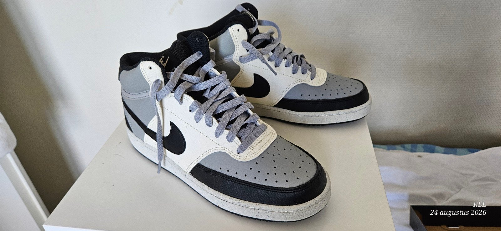 Nike Air Force 1 '07 LV8 - nieuw - maat 41 - Unisex, Kleding | Heren, Schoenen, Ophalen of Verzenden