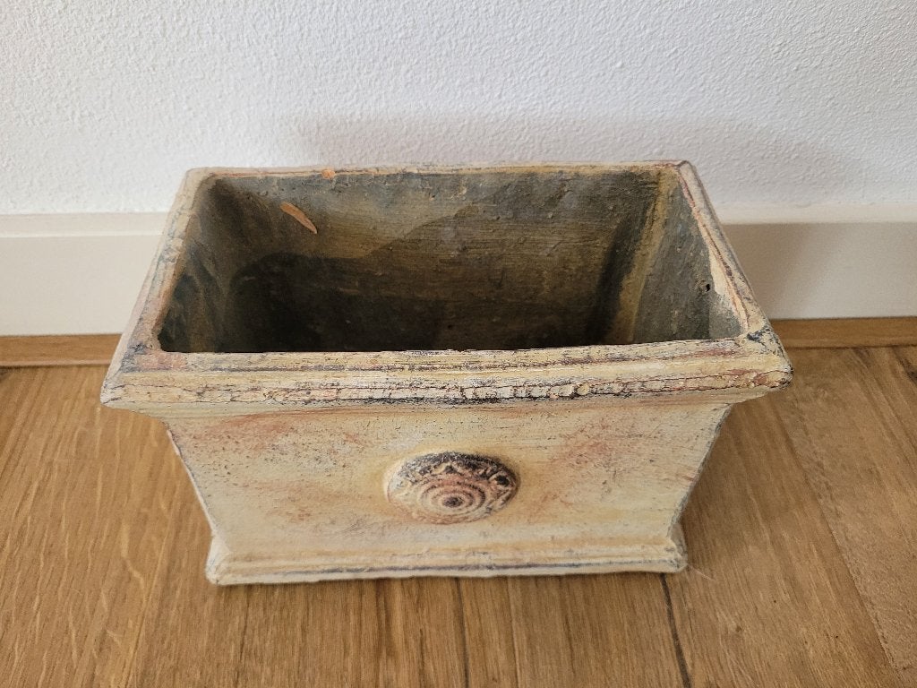 Terracotta jardiniere B 26 cm. met rozet, Steen, Minder dan 30 cm, Minder dan 60 cm, Ophalen of Verzenden